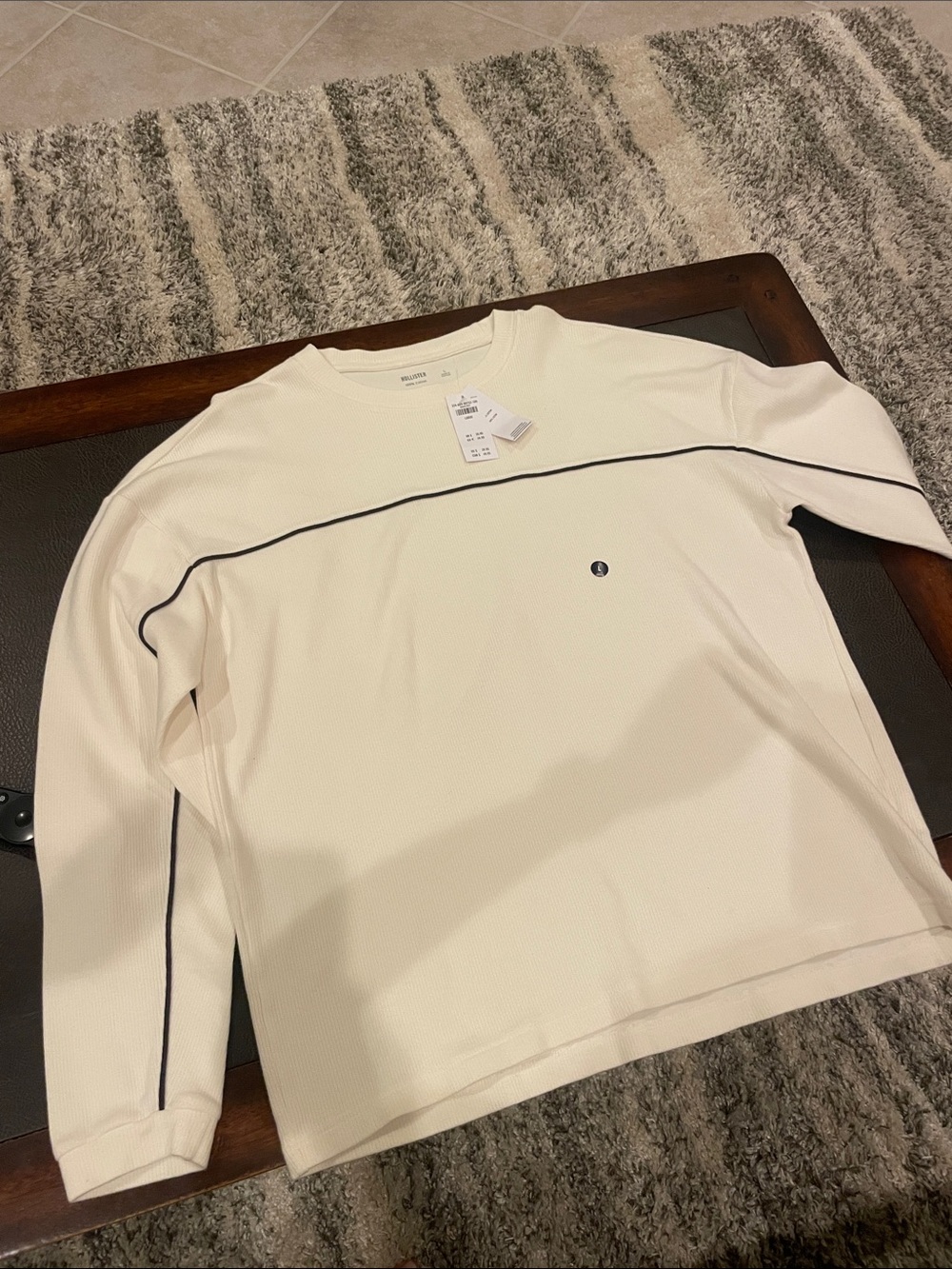 Hollister long sleeve shirt, men’s, soft, cream/black